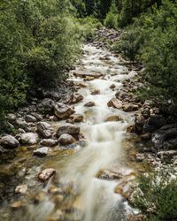 202407040970-naturfotografie-wasser-wasserfall-kuhfluchtwasserfall-farchant-garmisch-partenkirchen